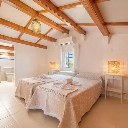 Borras By 3villas * Llumesanas