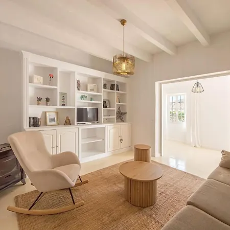 Holiday home Borras By 3villas
